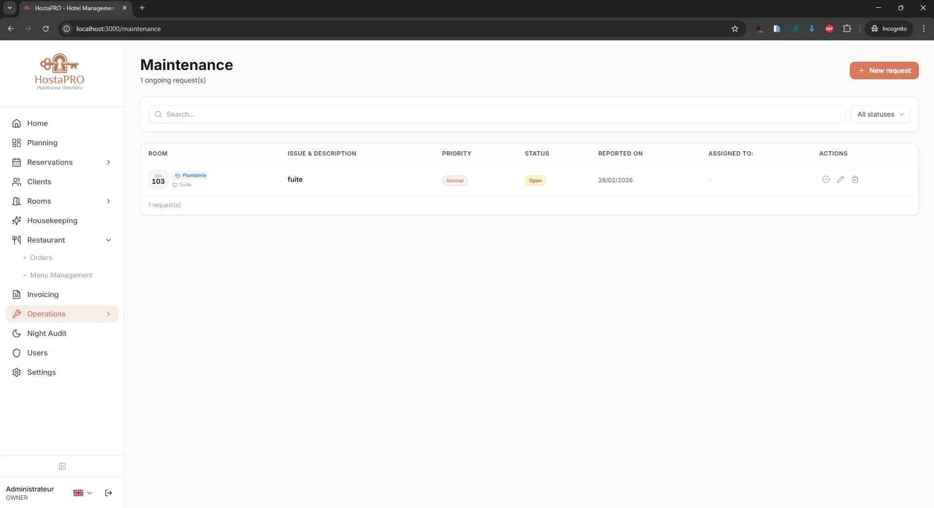 HostaPRO maintenance module showing rooms under repair or scheduled maintenance with status tracking
