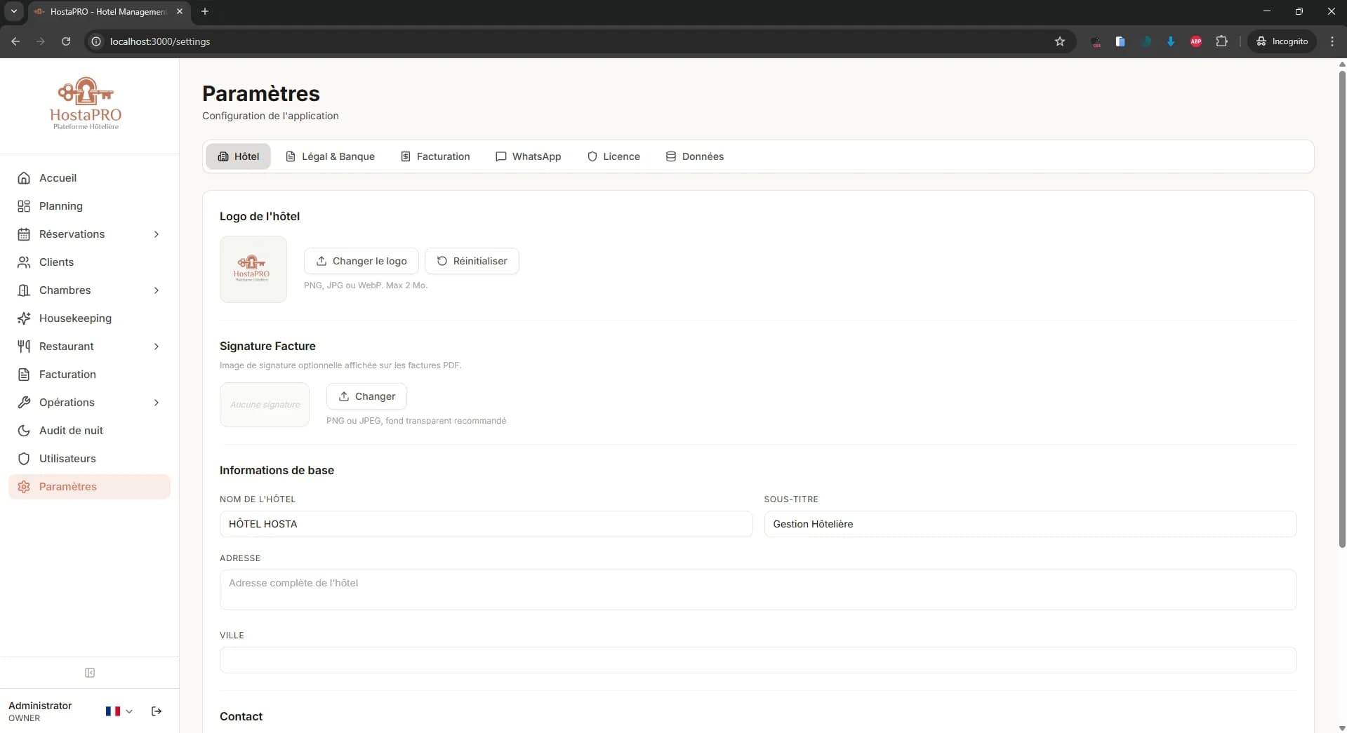 Onglet hôtel des paramètres HostaPRO pour configurer le nom de l'établissement, l'adresse, la catégorie et les informations générales
